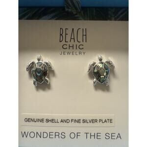 Beach chic Turtle Stud Earrings